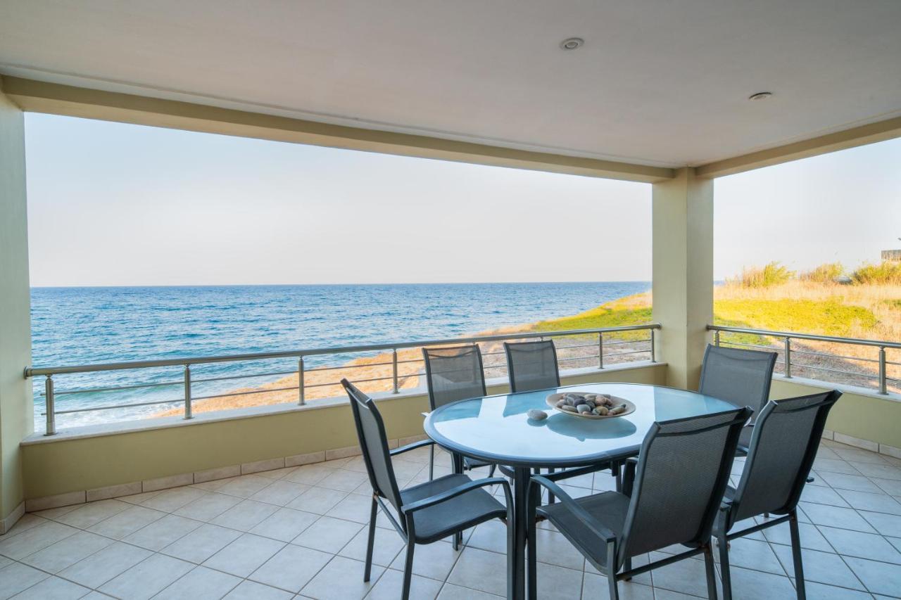 Spacious Beachfront Maisonettes With Stunning Views & A Private Beach Monemvasia Exterior photo