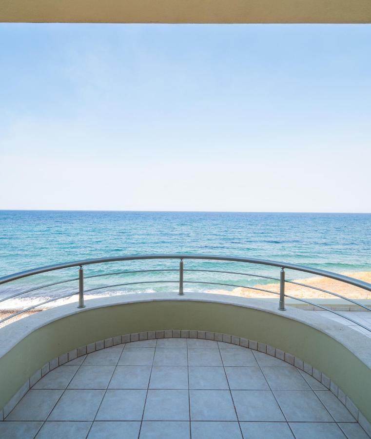 Spacious Beachfront Maisonettes With Stunning Views & A Private Beach Monemvasia Exterior photo