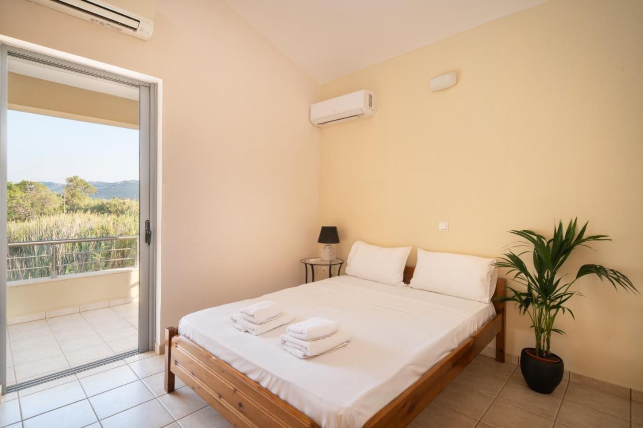 Spacious Beachfront Maisonettes With Stunning Views & A Private Beach Monemvasia Exterior photo